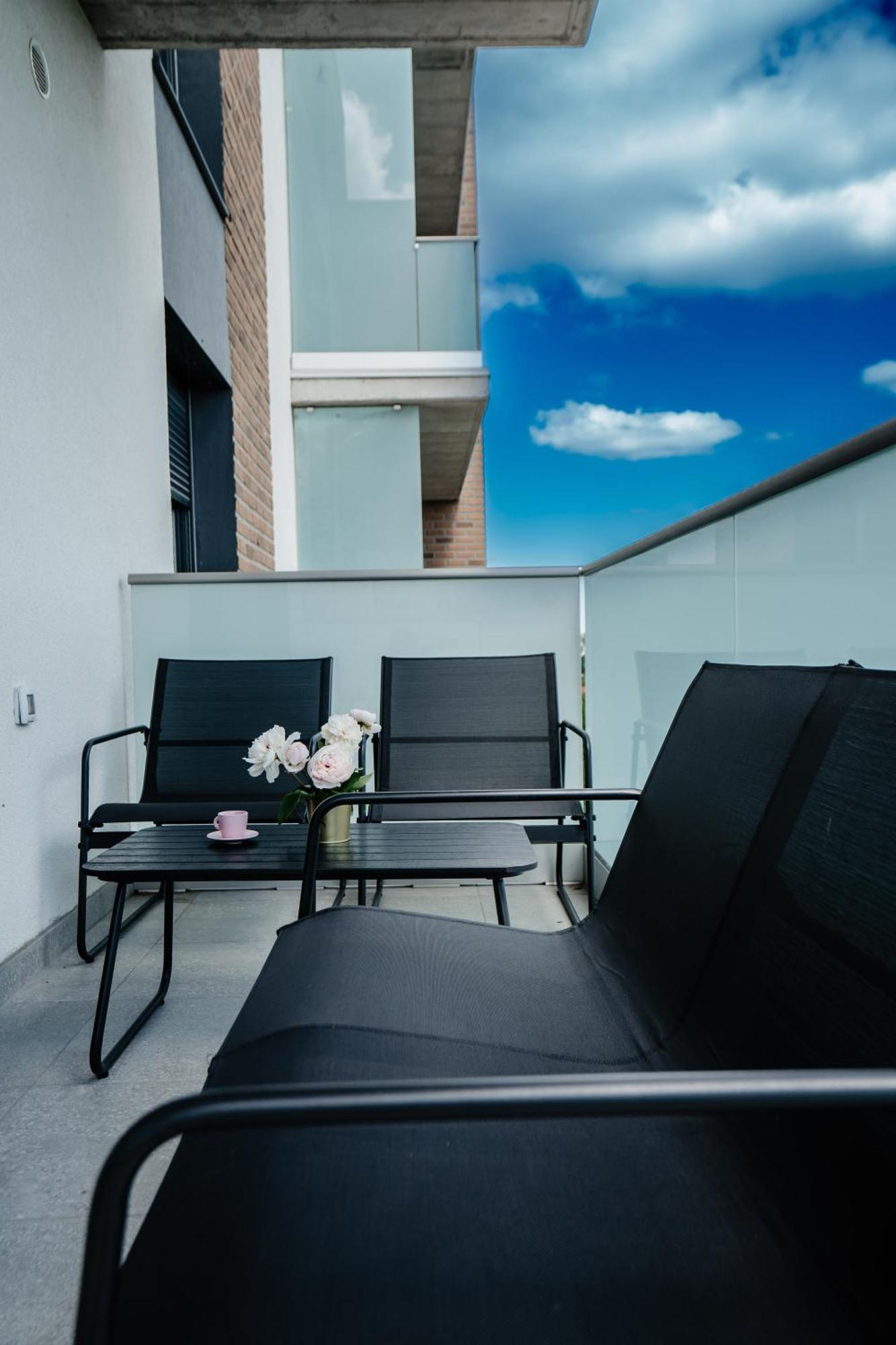 אורדאה Sunrise View Apartment מראה חיצוני תמונה